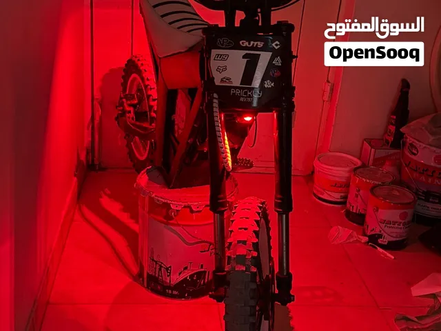كوقو معدل و مصبوغ سرعته 70/80  نظيف/kugoo , modified and painted, speed 70/80, clean
