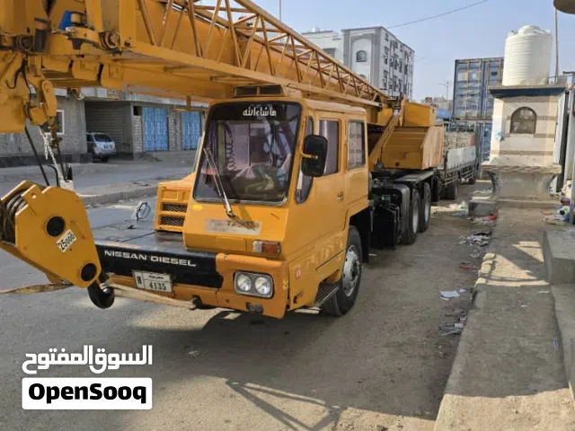 ونشات كرينات  للبيع7 /20 /25 /30/50طن للبيع صنعاء عدن تعز اب الحديده حضرموت
