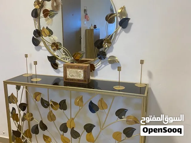 قنصل شبه مستخدم للبيع