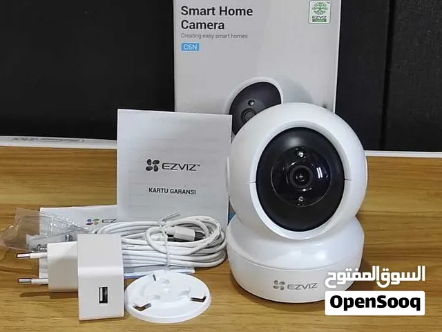 كاميرا مراقبة داخلية من ماركة EZVIZ