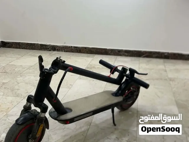 سكوتر بحاله ممتازه يحمل 120 كيلو شحن يقعد 3ساعات