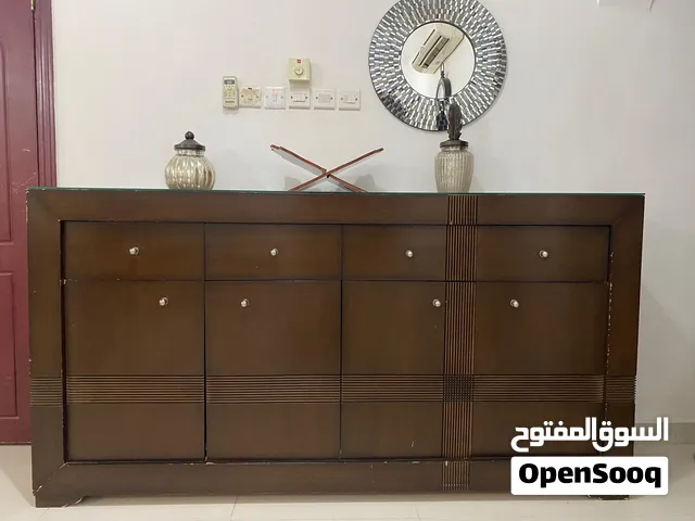 للبيع خزانة أحذية