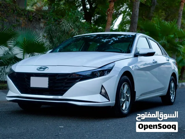Hyundai Elantra 2023