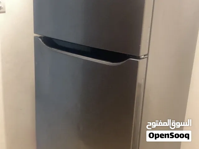 للبيع ثلاجة LG 400L