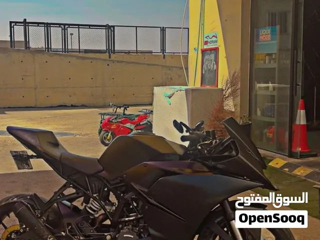 KTM RC200 BLACK EDITUON