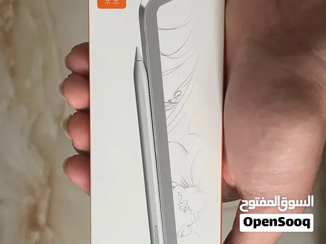 قلم جديد مستعمل اسبوعين فقط ( موجود 5 كفرات ل ايباد برو 11 )