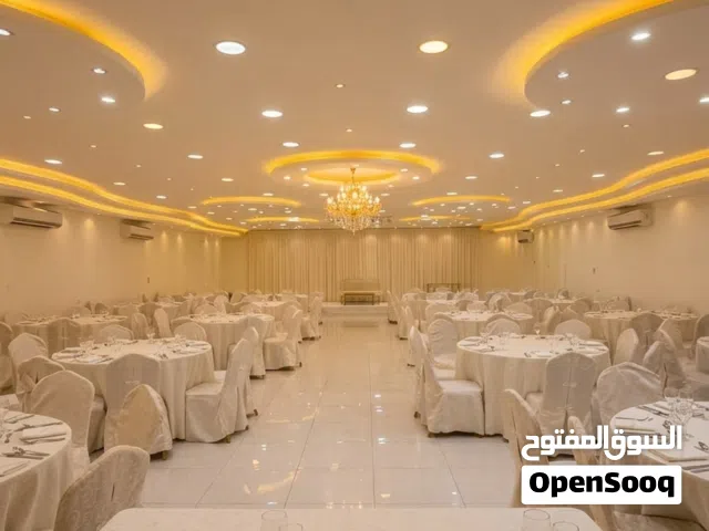 استرحة فاخرة مع قاعة افراح