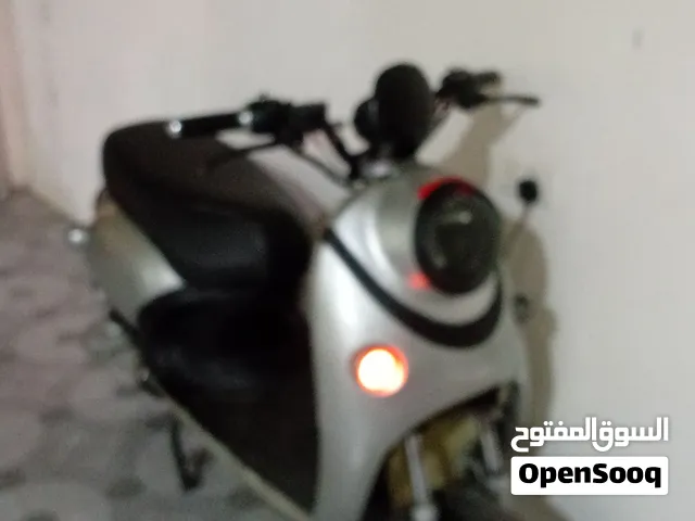 للبيع سكوتر البطاريه جديد