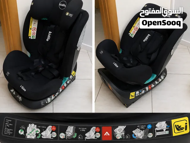 كرسي سيارة من ماركة Kidilo ممتازة، بتصميم مريح وآمن ومناسب يحتوي على خاصيه 360 ، 0 / 3 سنوات و نظيف