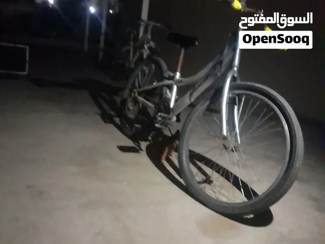 بسكليت بحاله ممتازه ولاكن ناقصو البريكات فقط