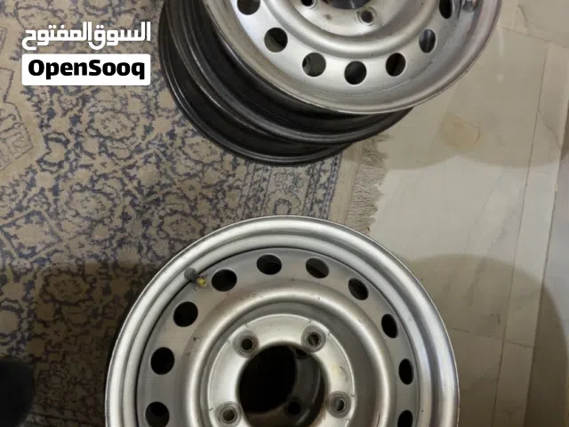 هلل للبيع 16 خمس براغي نظاف معى براغيهم65