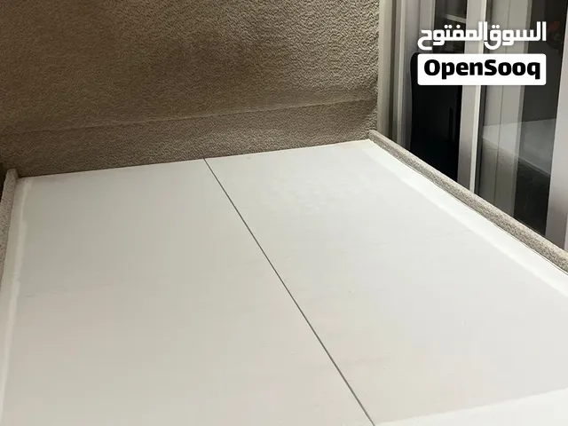 للبيع ب 60 وقابل للتفاوض