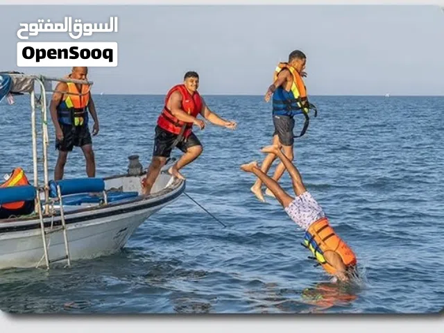 تاجير قوارب صيد ايجار قوارب رحلات بحريه ايجار طراد العاب مائيه