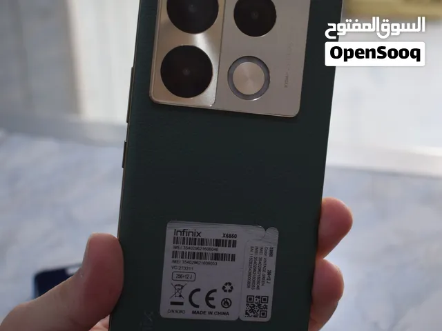 انفنكس نوت 40برو مستعمل نضيف كامل الملحقات شاحن 70 واط شاحن لاسلكي سماعة كارتون