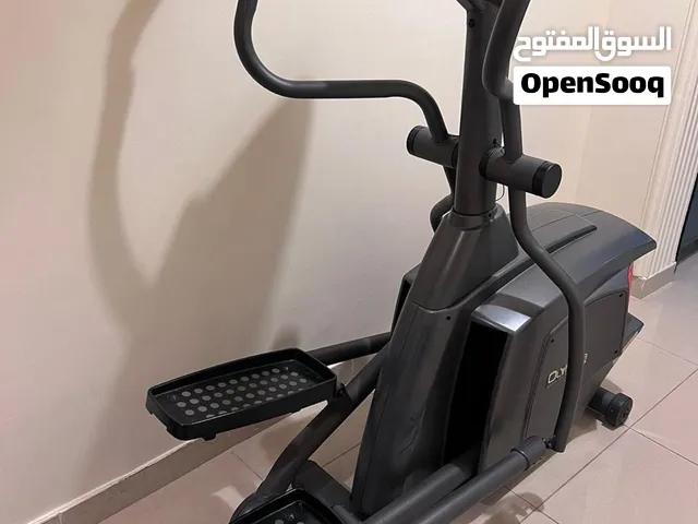 للبيع: جهاز أوربتراك (Elliptical) رياضي ممتازة من شركة Olympia