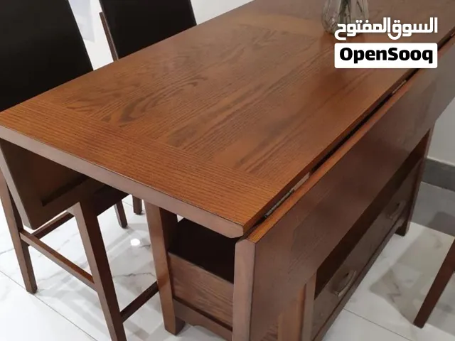 طاوله طعام