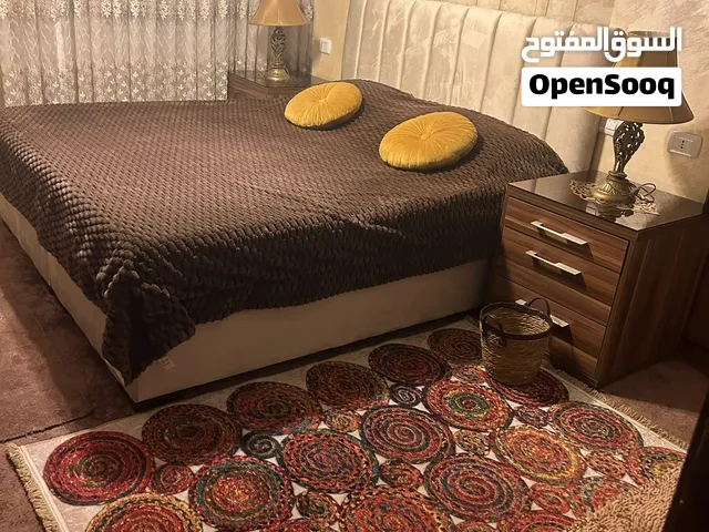 شقه مفروشه سوبر ديلوكس للايجار موقع صويلح مطله على جسر الجبيهه عند الاشارات الدوريات الخارجيه