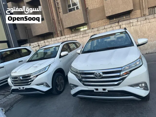 تأجير سيارات تويوتا روش 7 راكب موديل 24 افضل الاسعار