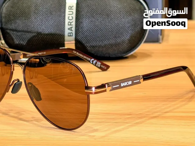 تشكيلة من النظارت الاصلية ( جديدة) .
