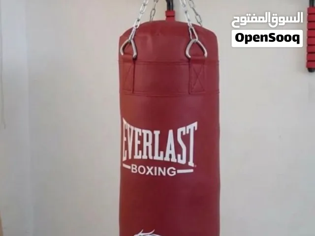 كيس ملاكمة عرض لمدة محدودة فقط
