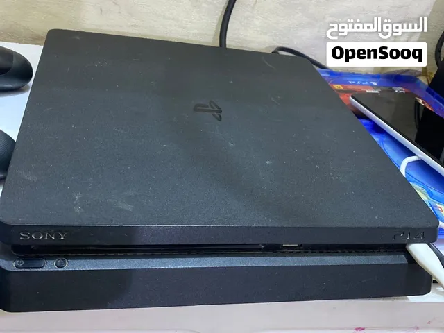 السلام عليكم جهاز بلي ستيشن 4 مستعمل وجهاز ubs 850فولت امبير مع جوستك عدد 2 والاقراص موجوده في الصور