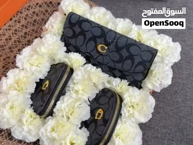 طقم محافظ  باحجام مختلفة مجموعة هدية مميزة