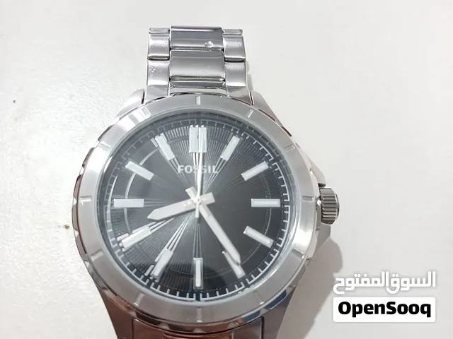 ساعة فوسيل استعمال بسيط
