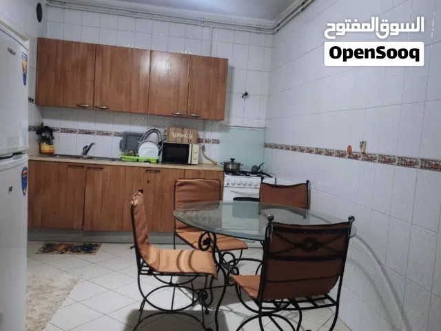 واتساب فقط: شقة فاخرة للإيجار بالعوينة للعاءلات فقط