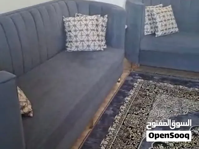 جلسة للبيع بحالة جيدة جدآ