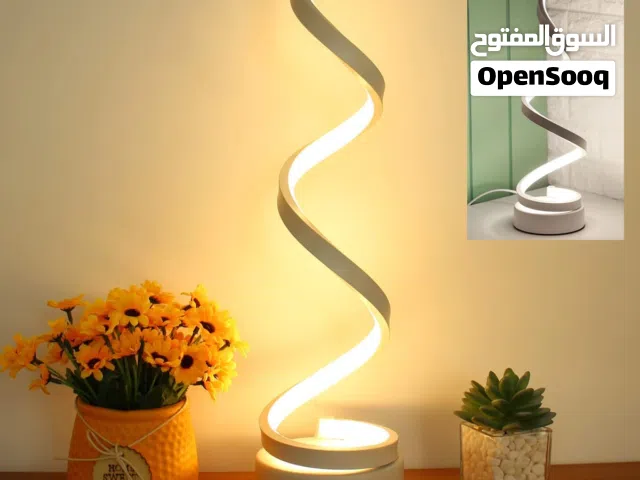 ضوء ليلي بتصميم حلزوني جميل جدا ، بثلاثة أنماط ضوء ، وتخفيف وتقوية ، نوعيّة ممتازة جدا  فقط 45 درهما