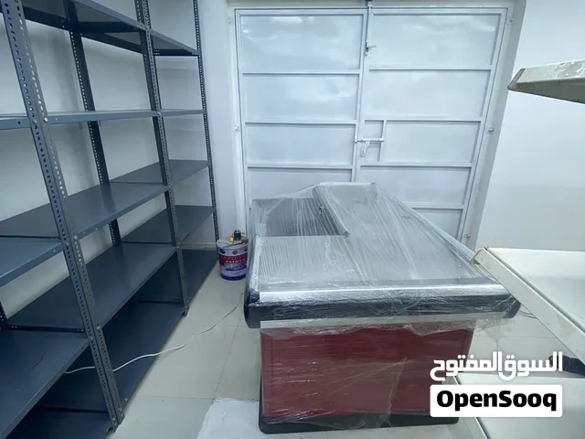Ready Supermarket or warehouse land building سوبر ماركت أو مستودع جاهز للبيع مع الأرض والمبنى.