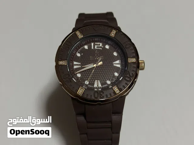 ساعة انوشكا من الدهام مرصعة بالالماس