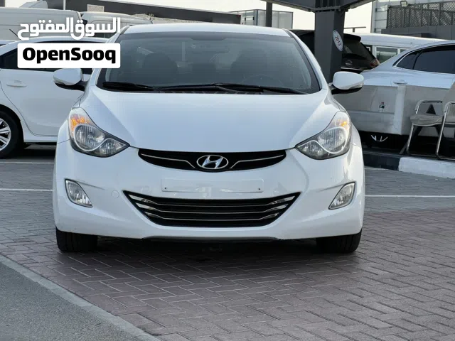 2011 هيونداي افانتي SE