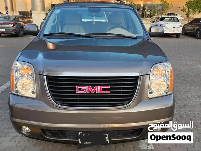 GMC Yukon 2012 model