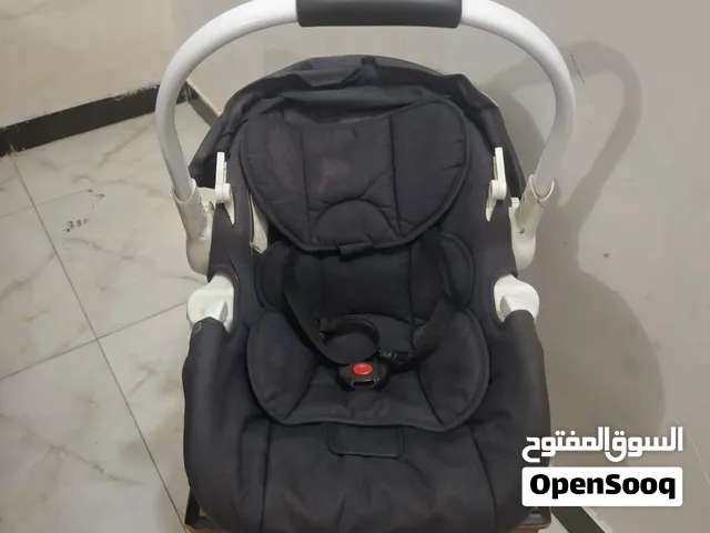 كرسي سيارة للاطفال
