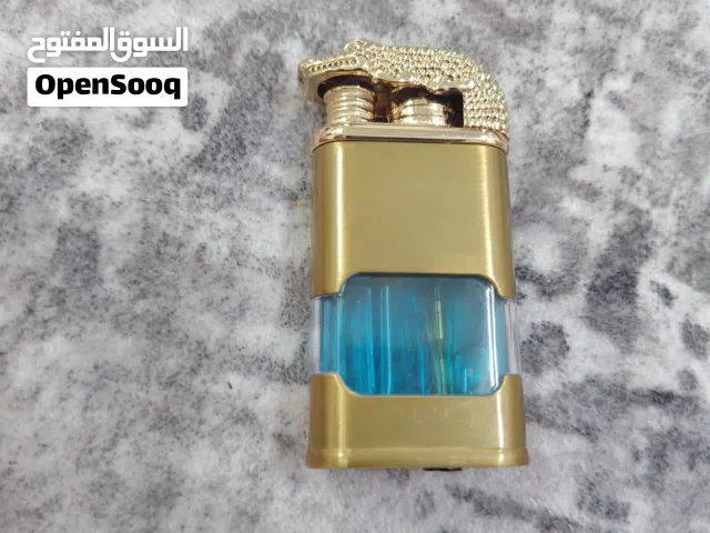 يتوفر ولاعه ماركه ويتوفر ٱيضن عده منتجات