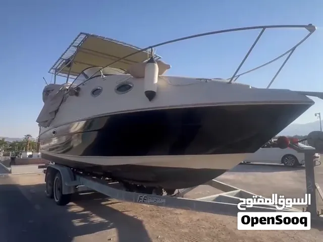 يخت امريكي Regal