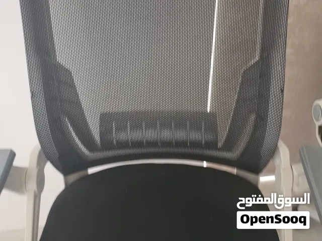 للبيع 3 كراسي للبيع عاجل تفيد مكتب