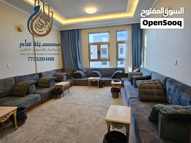 شقة مفروشة شامل الماء والكهرباء والنت والغاز في حده المدينه مع اصنصير 4غرف