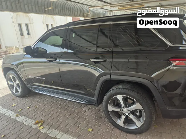 Jeep grand Cherokee limited 2024 خليجي وكالة عمان