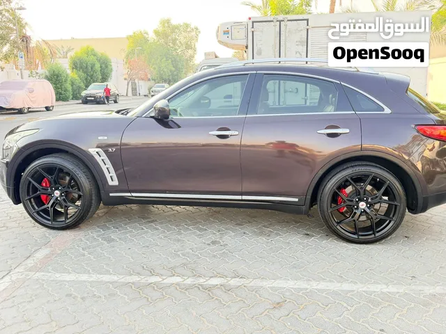 Infiniti QX70 2014 Excellence Edition for immediate sale