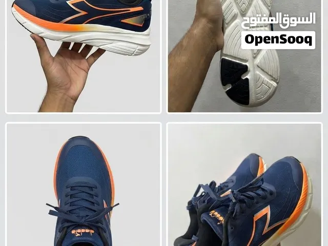 Diadora Sports Shoes