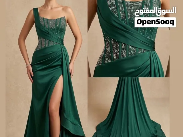 فستان قياس ميديم مثل ما بالصورة بالضبط