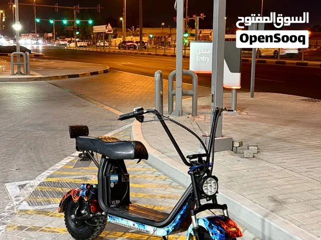 للبيع هارلي كبير شبه جديد مطلوب 1200 البطاريتين ، بطاريه وحده ب 800 نهايه