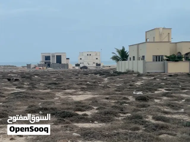 كـــــورنر 717 متـــــر قرب شاطئ الاشـــــخرة