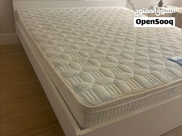 سرير كنج + مرتبه طبية