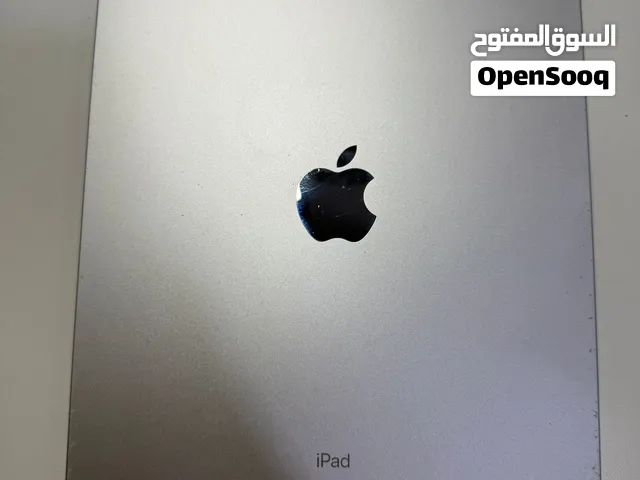 ipad 10 ابل ( جيل الشر ) سعر 400 الف دينار مستعمل بس نضيف كلش وما مفتوح ذاكرة 64