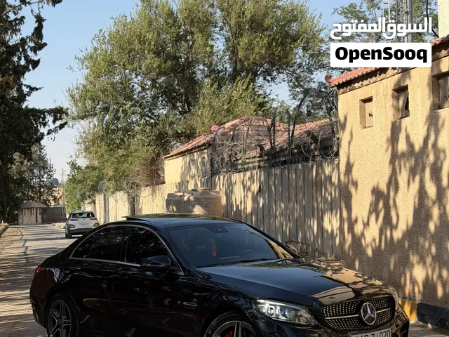 مرسيدس بنز الفئة-C 2019 C 200 مايلد هايبرد أسود مع ضمان وارد وكالة