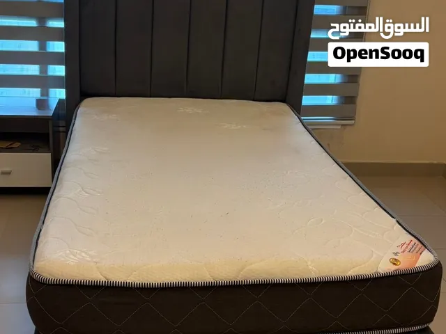 كبت و سرير للبيع