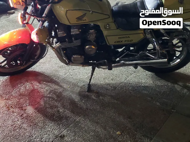 هوندا دىاجه 750 CBX